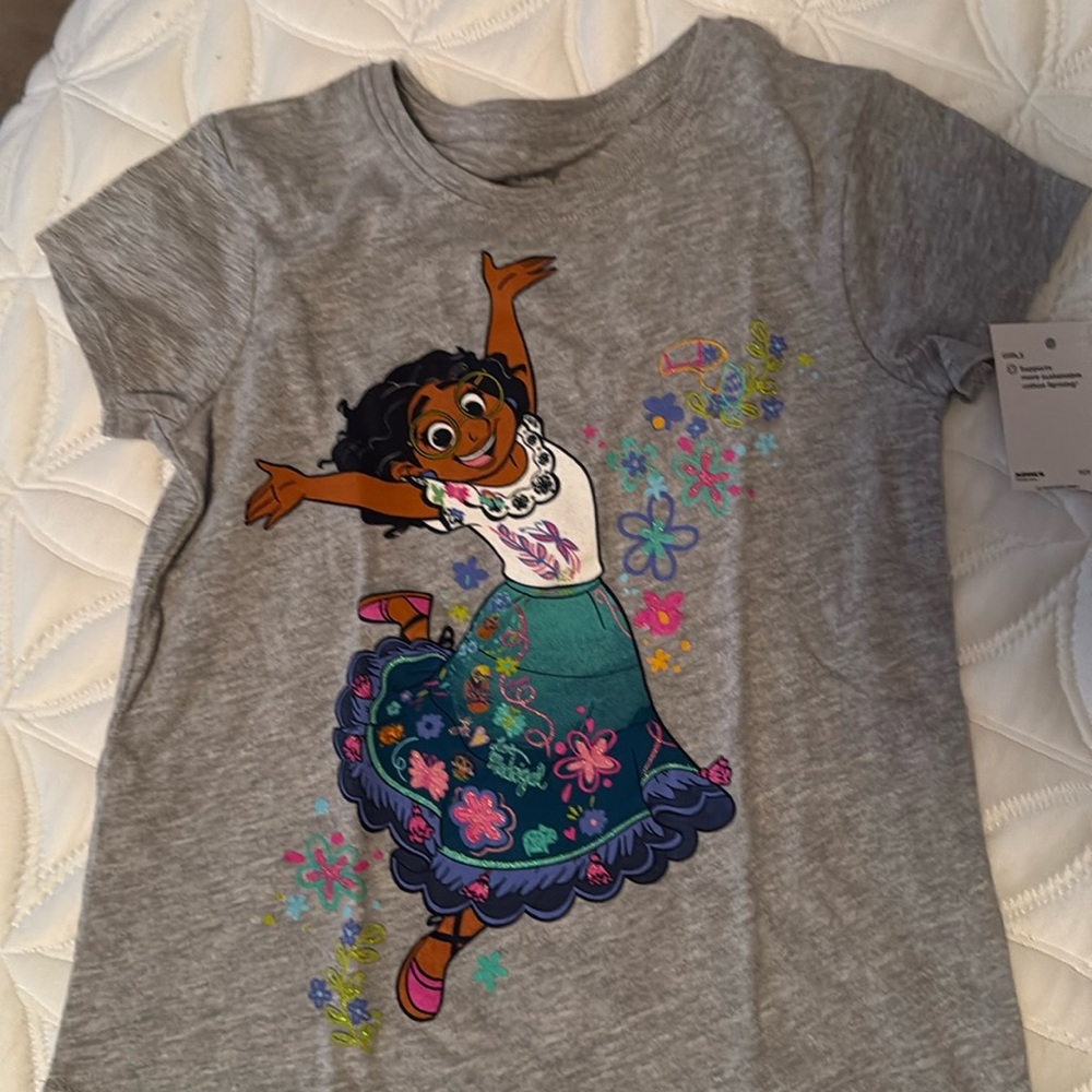 Disney's Encanto Girls Size 4 Shirttail Tee 
Gray